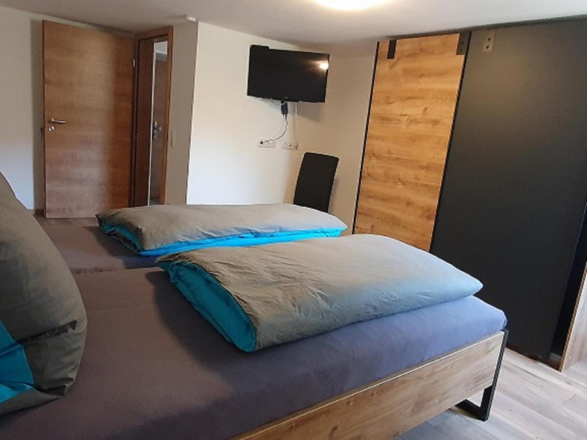 Ferienwohnung Schertel - Dorsbrunn بلينفيلد المظهر الخارجي الصورة