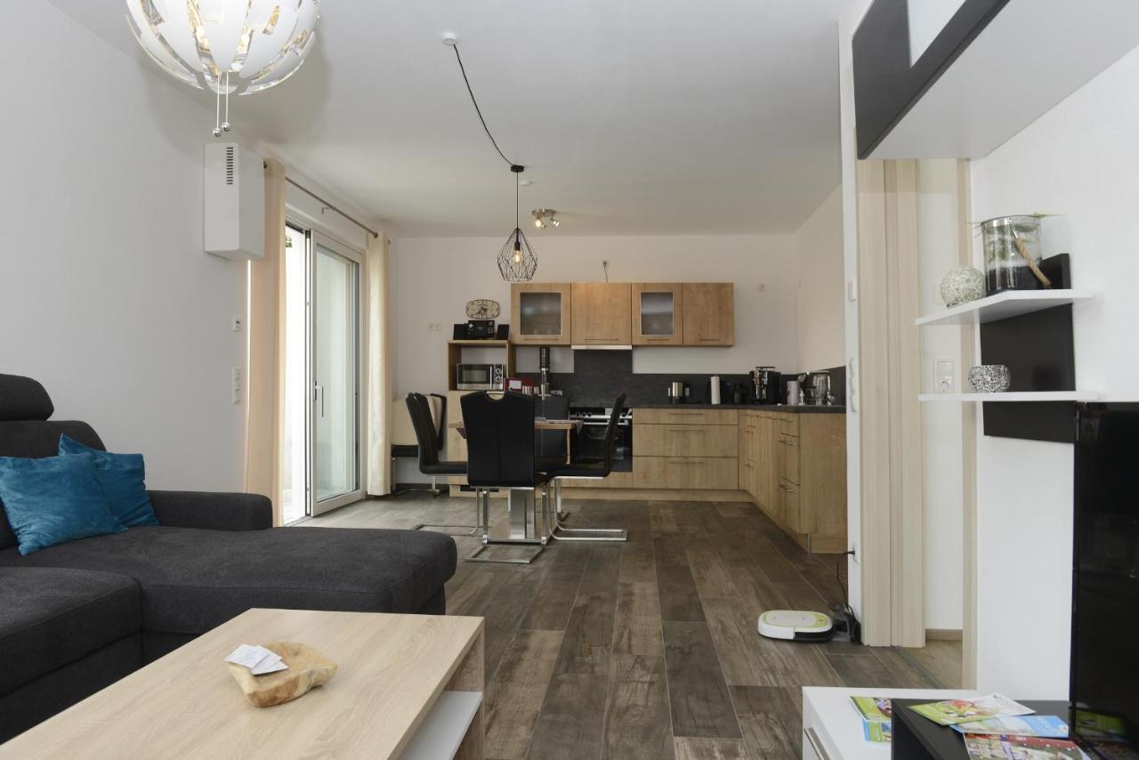Ferienwohnung Schertel - Dorsbrunn بلينفيلد المظهر الخارجي الصورة